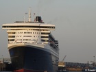 Queen Mary II; Another habor trip; Hamburg Germany; Profile: Rowald;