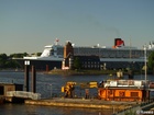 Queen Mary II - P5088755;  822th Habor Birthday;  Hamburg, Germany; Profil: Rowald; 