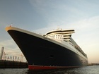 Queen Mary 2;  Hamburg, Germany; Profile: Rowald; 