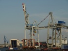 Cranes;  Habor, Hamburg, Germany; Profile: Rowald; 