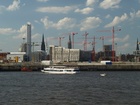  Queen Mary 2 Begleitfahrt;  Hafencity, Hamburg, Germany; Profile: Rowald; 