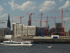  Queen Mary 2 Begleitfahrt;  Hafencity, Hamburg, Germany; Profile: Rowald; 