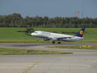 MV252104; 100 Jahre Flughafen Hamburg...; Flughafen Fuhlsbüttel, Hamb...; Profile: Rowald;
